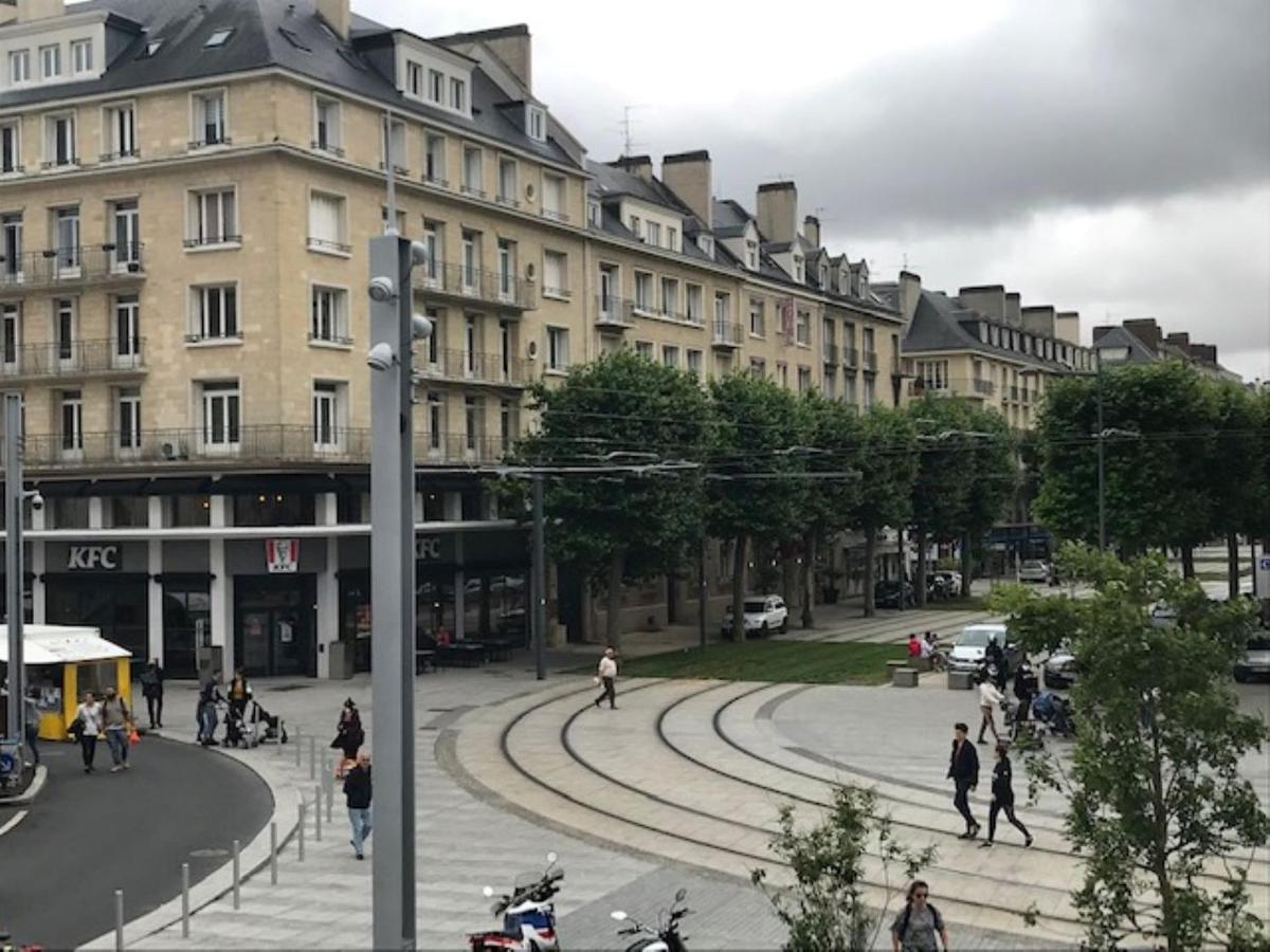 Logis Hotel Du Chateau Caen Bagian luar foto