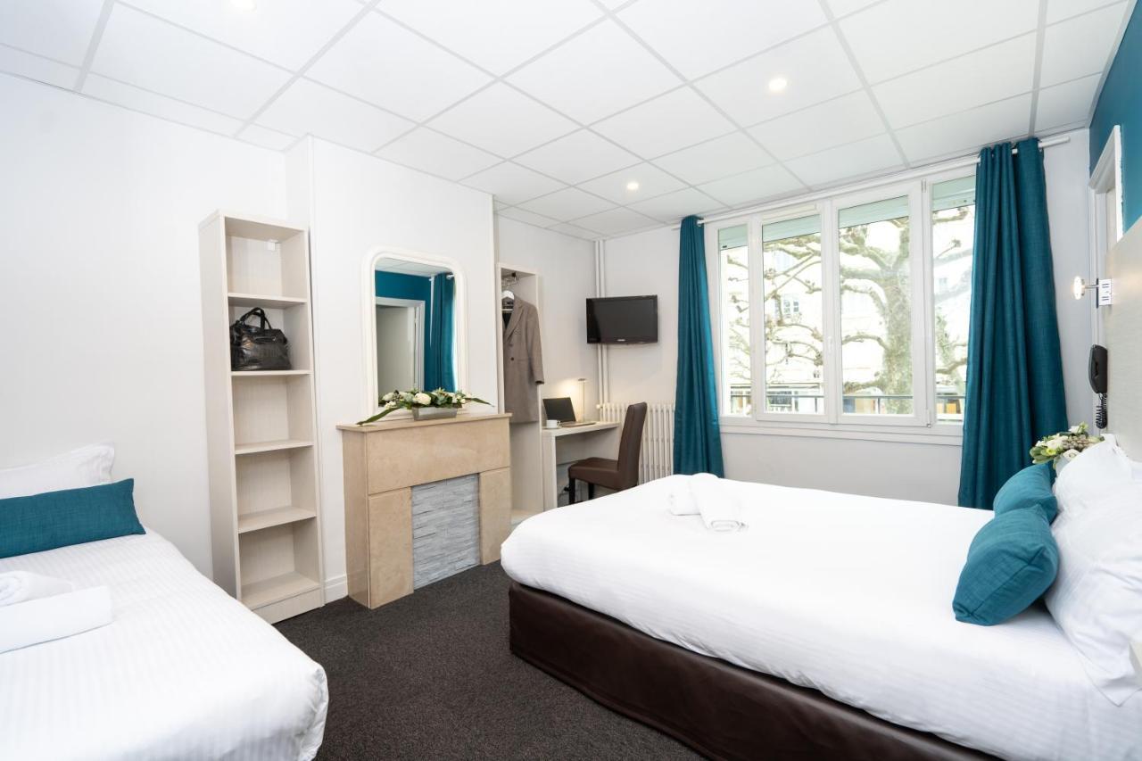 Logis Hotel Du Chateau Caen Bagian luar foto