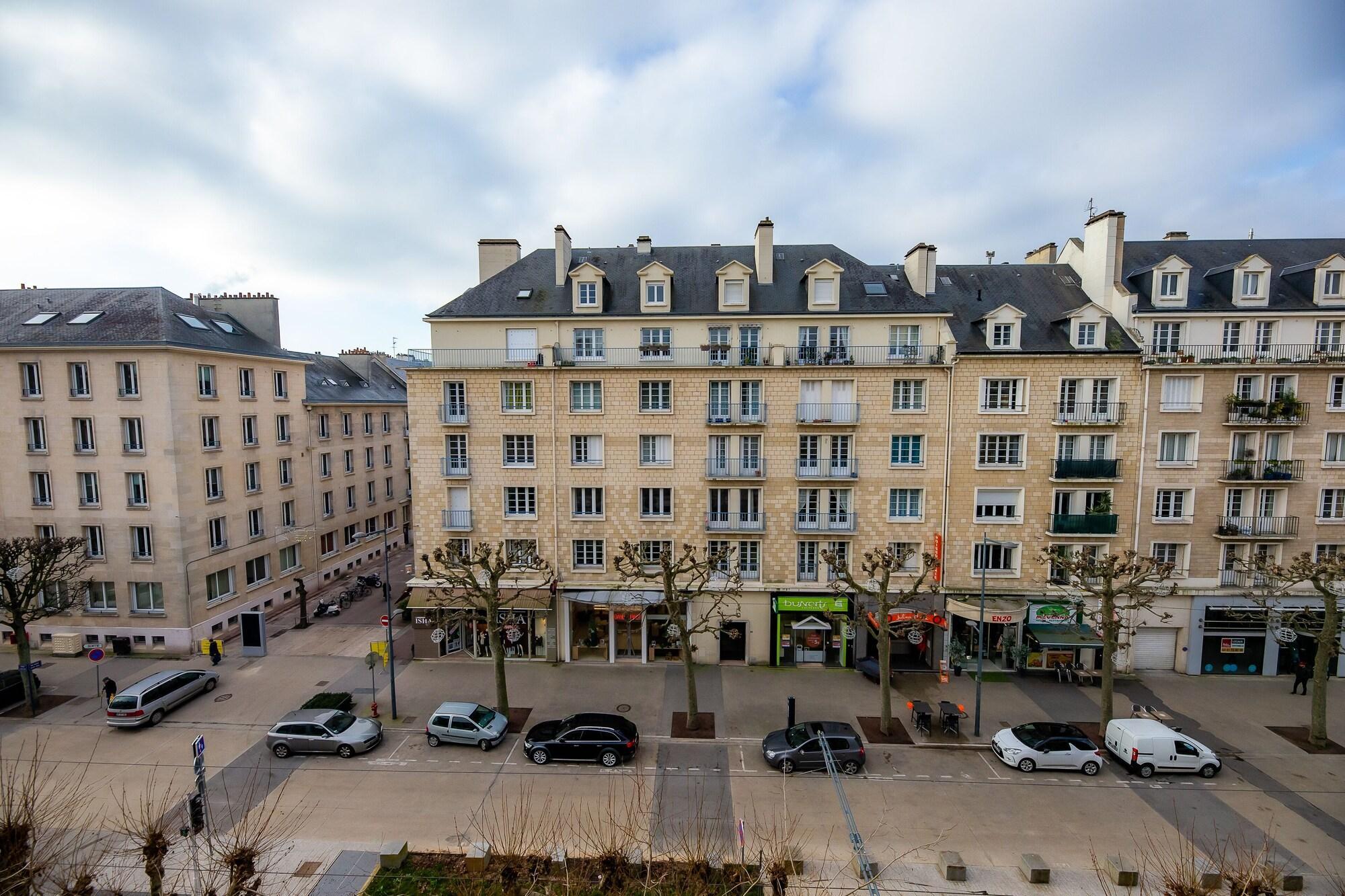 Hotel Du Chateau Caen Bagian luar foto