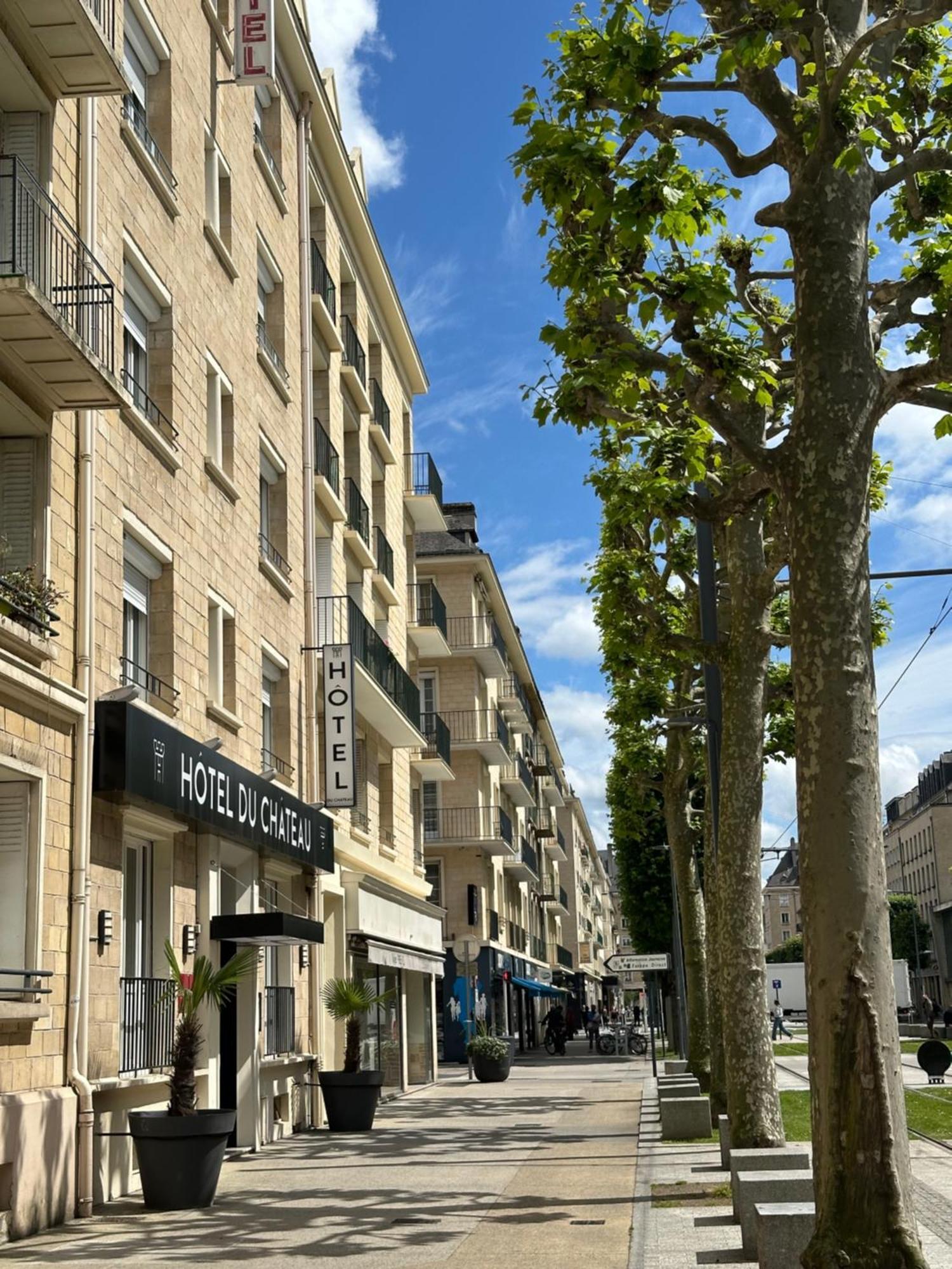 Logis Hotel Du Chateau Caen Bagian luar foto